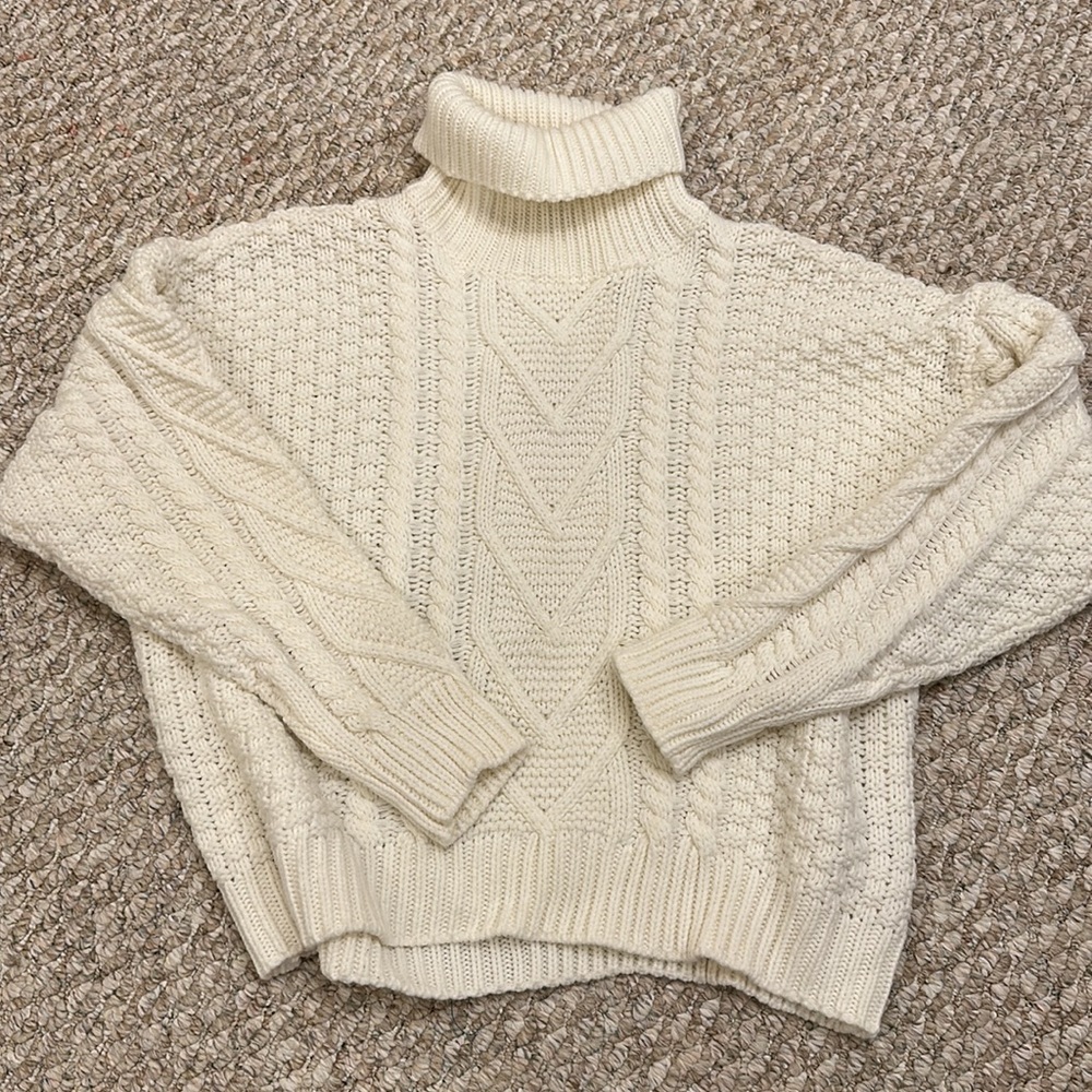SHEIN cottagecore cableknit fisherman’s knit, sweater white Med
